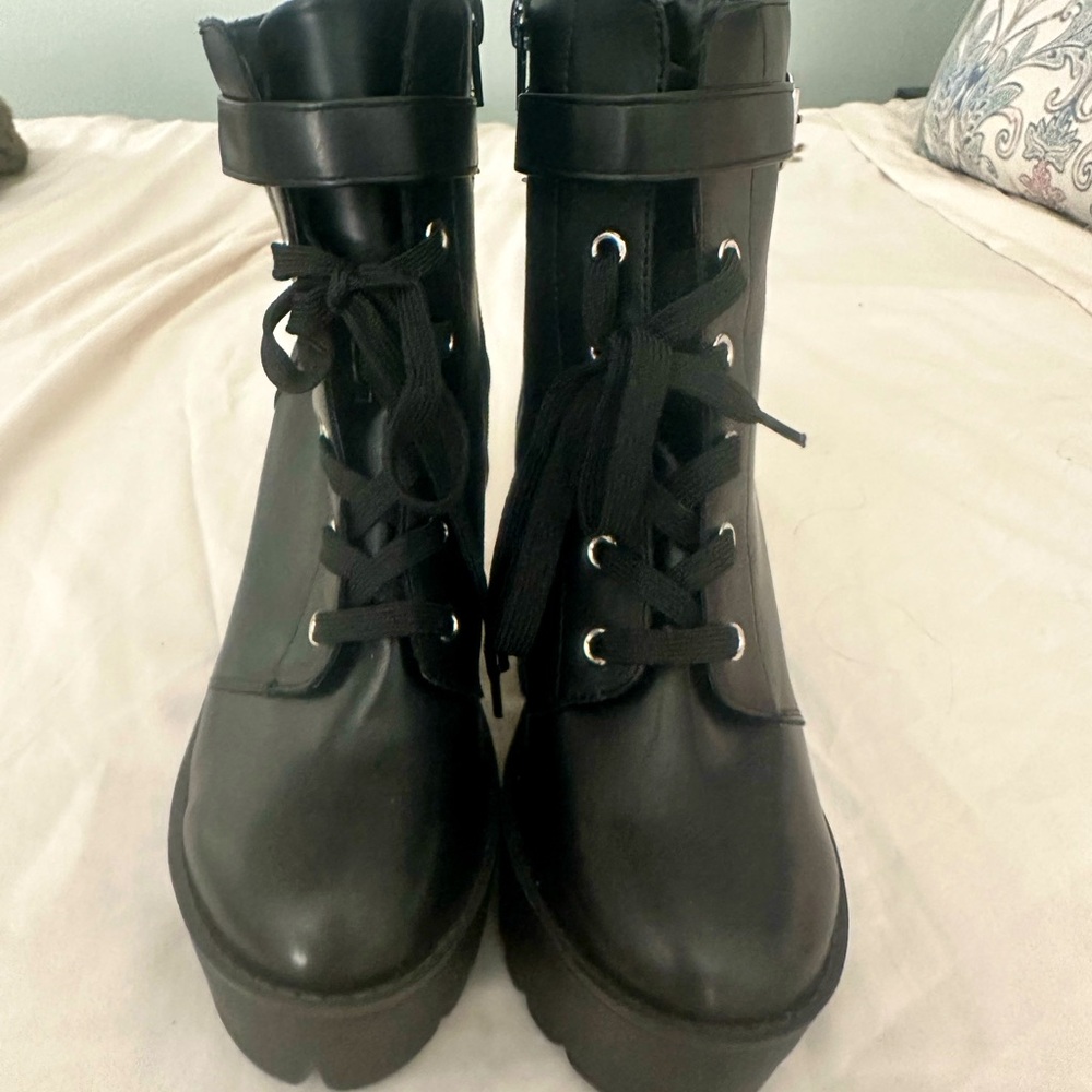 Shoe republic Platform Boots
